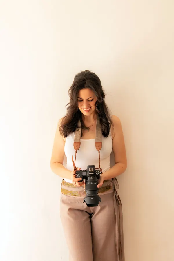 Manuela Monteleone con su cámara